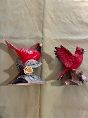 Lefton Red Ceramic Cardinal Figurines Pair